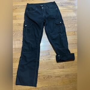 Kuhl Women's Straight Leg Cargo Pants (black, like new)